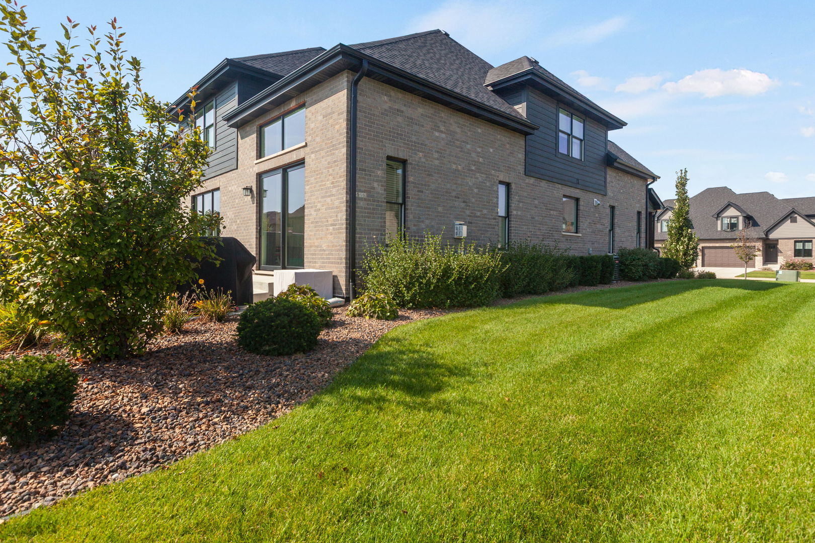 16500 Kayla Drive, Lemont, IL 60439