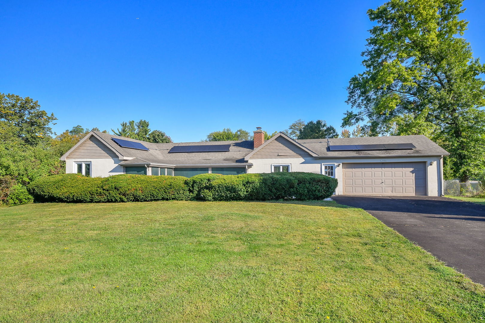 35W486 Fox River Drive, St. Charles, IL 60174