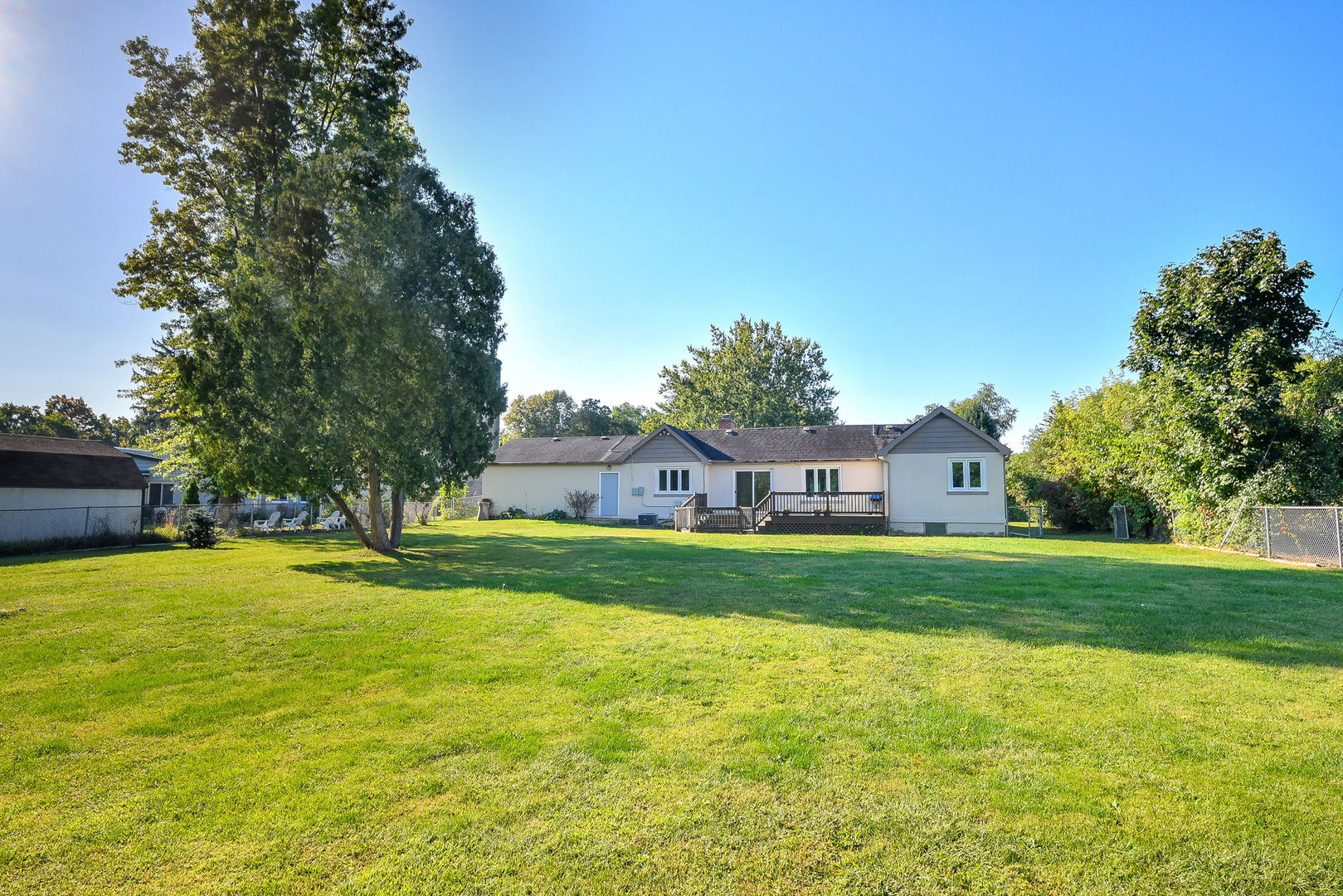 35W486 Fox River Drive, St. Charles, IL 60174