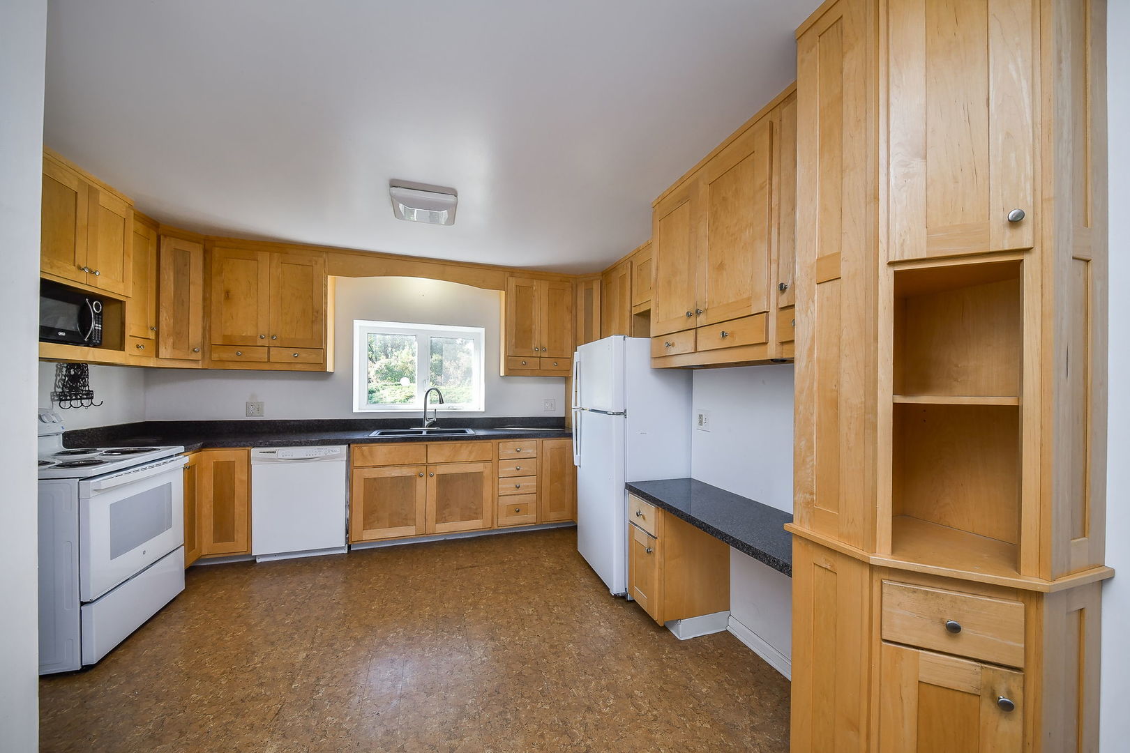 35W486 Fox River Drive, St. Charles, IL 60174