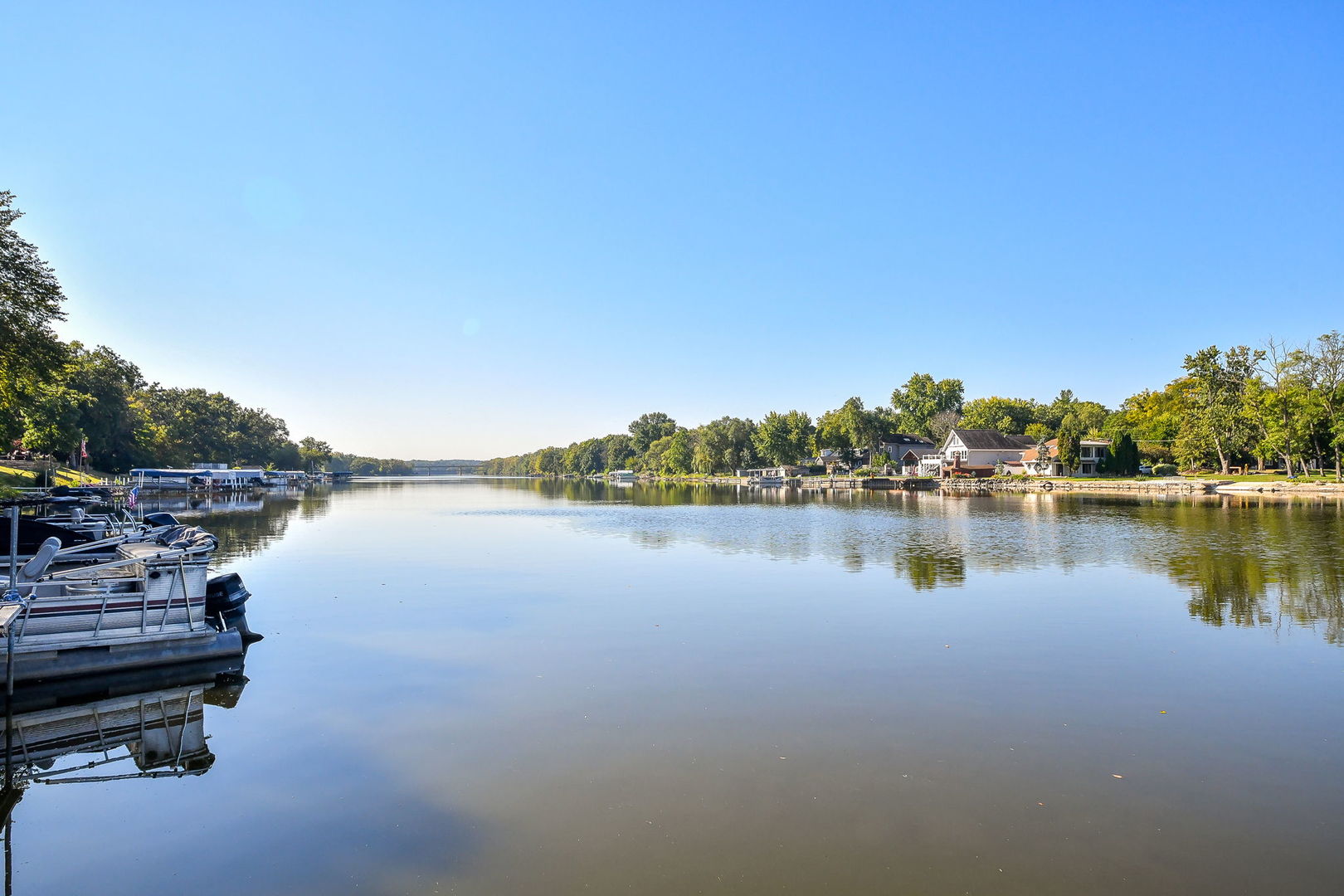 35W486 Fox River Drive, St. Charles, IL 60174