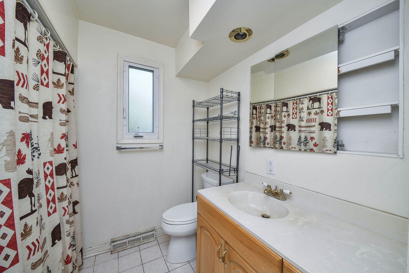 35W486 Fox River Drive, St. Charles, IL 60174