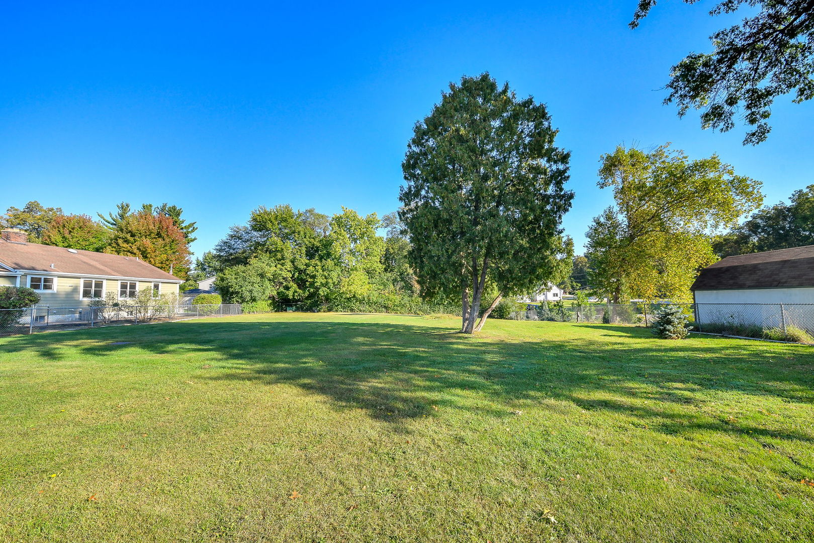 35W486 Fox River Drive, St. Charles, IL 60174