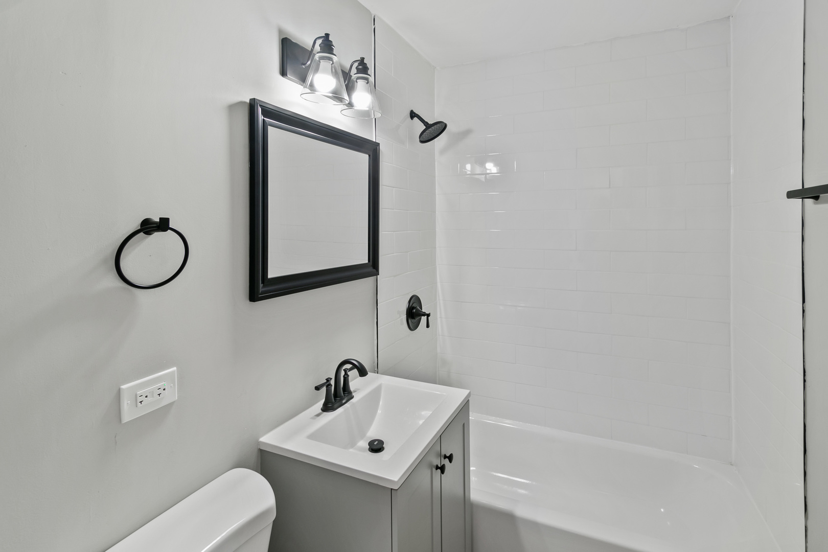 330 Paxton Avenue, Calumet City, IL 60409