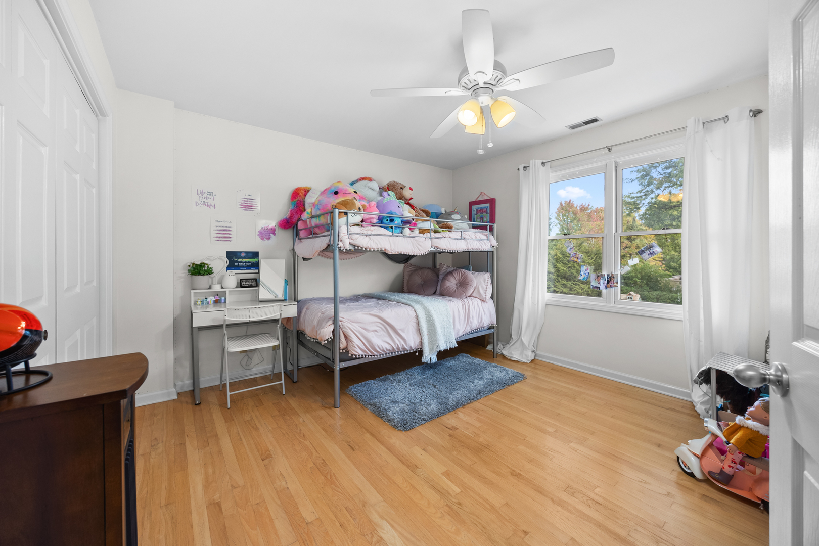 335 S Crescent Avenue, Palatine, IL 60067