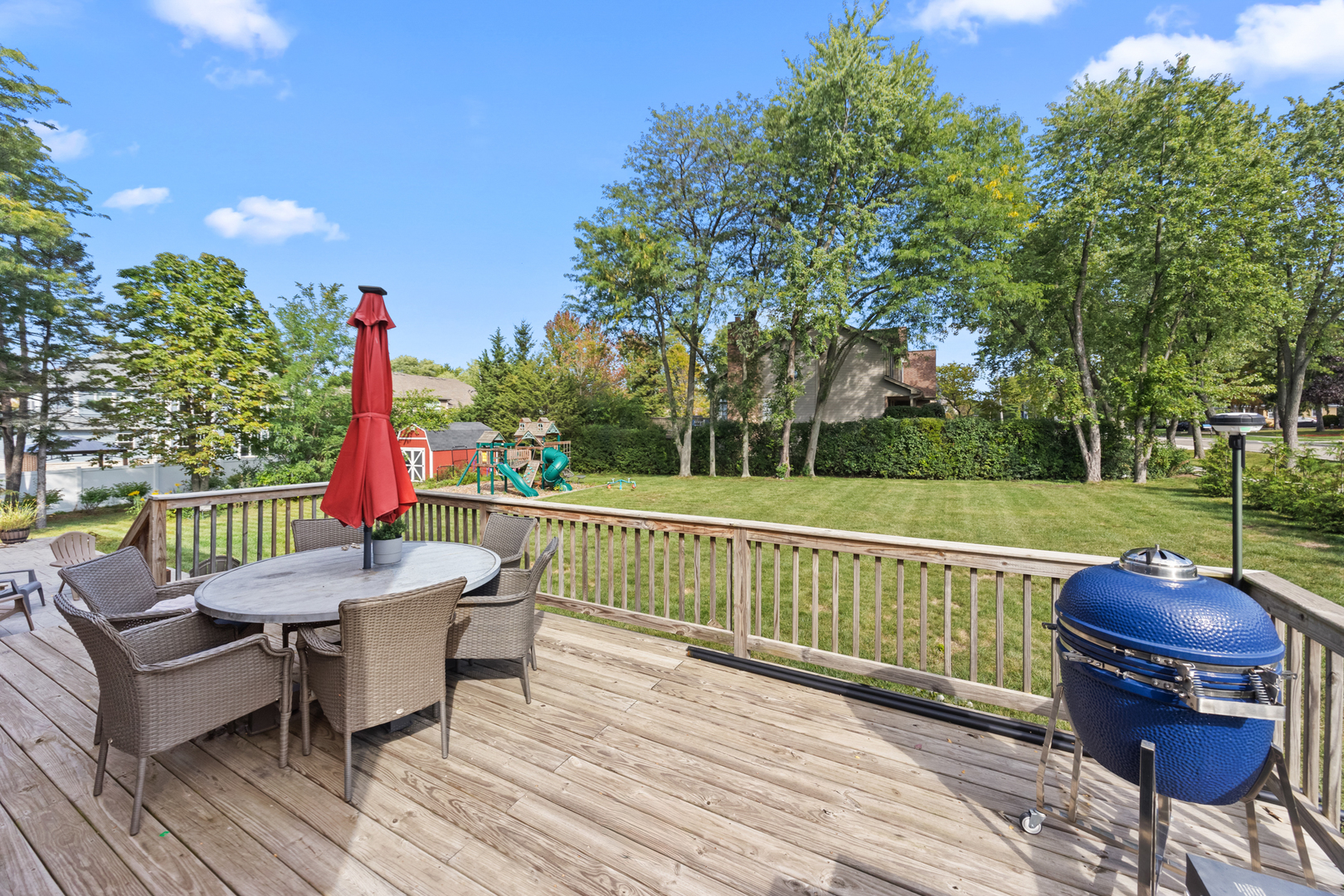 335 S Crescent Avenue, Palatine, IL 60067