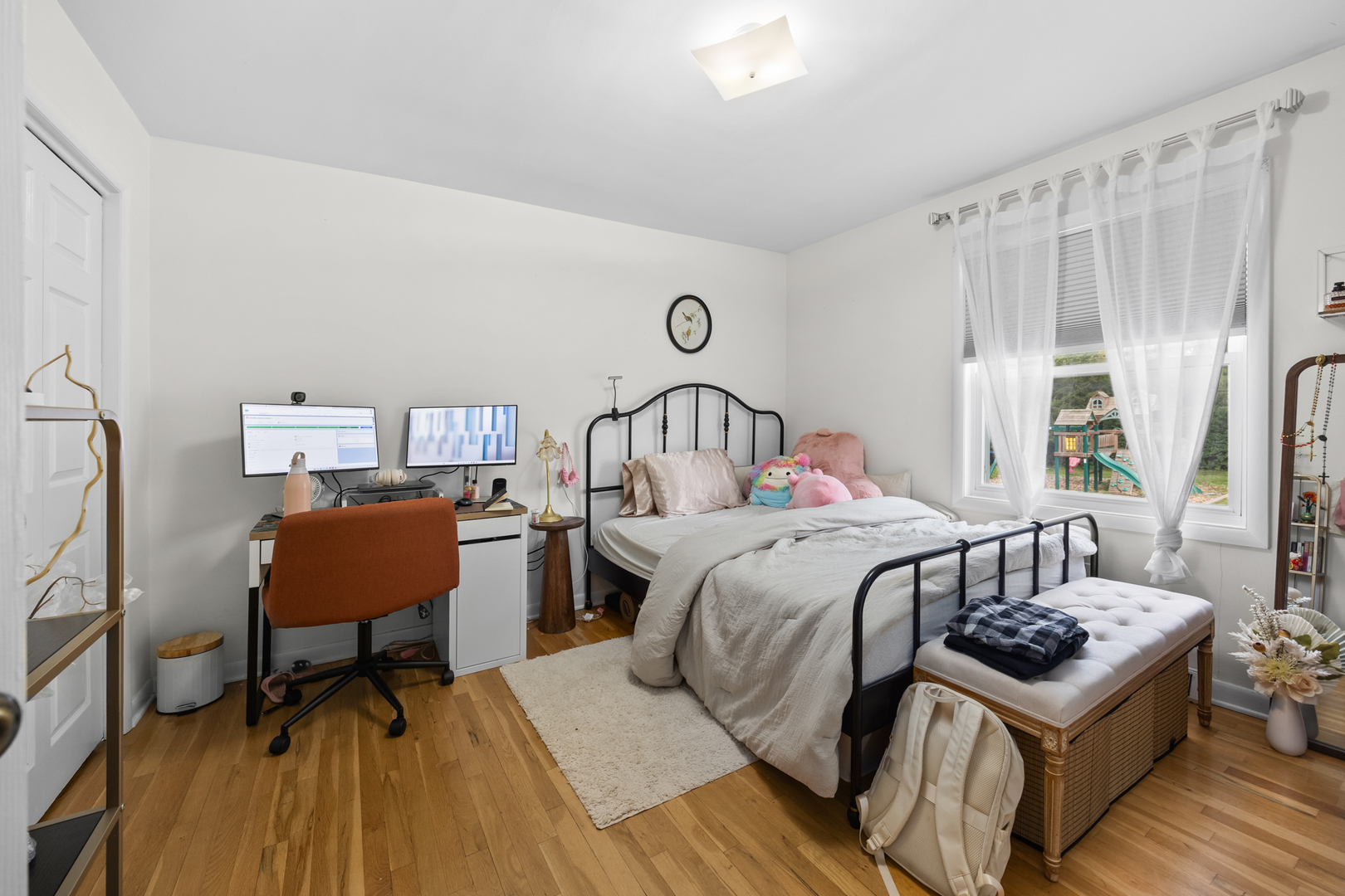 335 S Crescent Avenue, Palatine, IL 60067