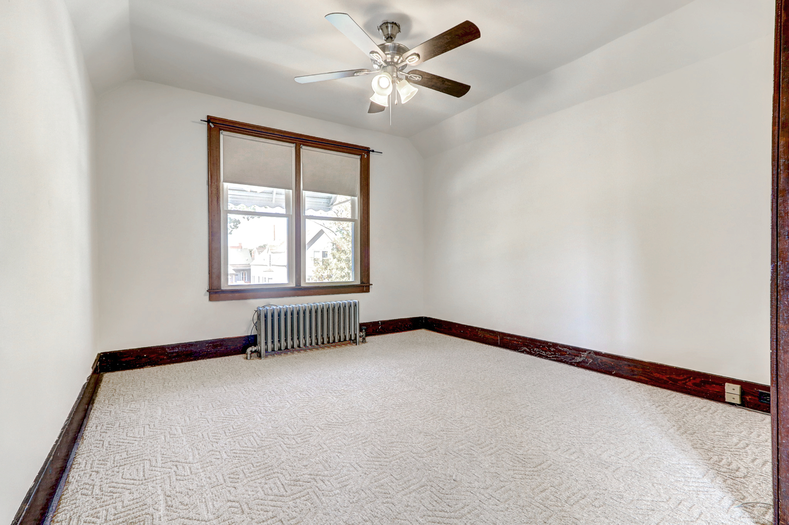 13147 S Brandon Avenue, Chicago, IL 60633