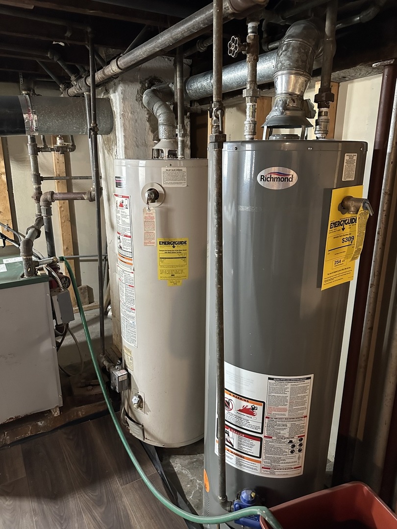 13147 S Brandon Avenue, Chicago, IL 60633