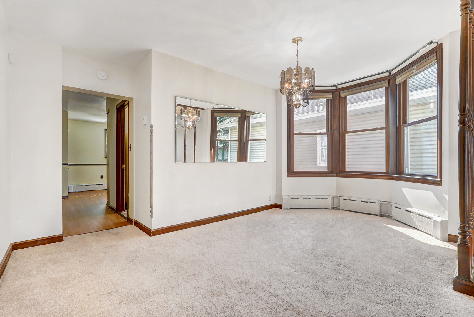 13147 S Brandon Avenue, Chicago, IL 60633