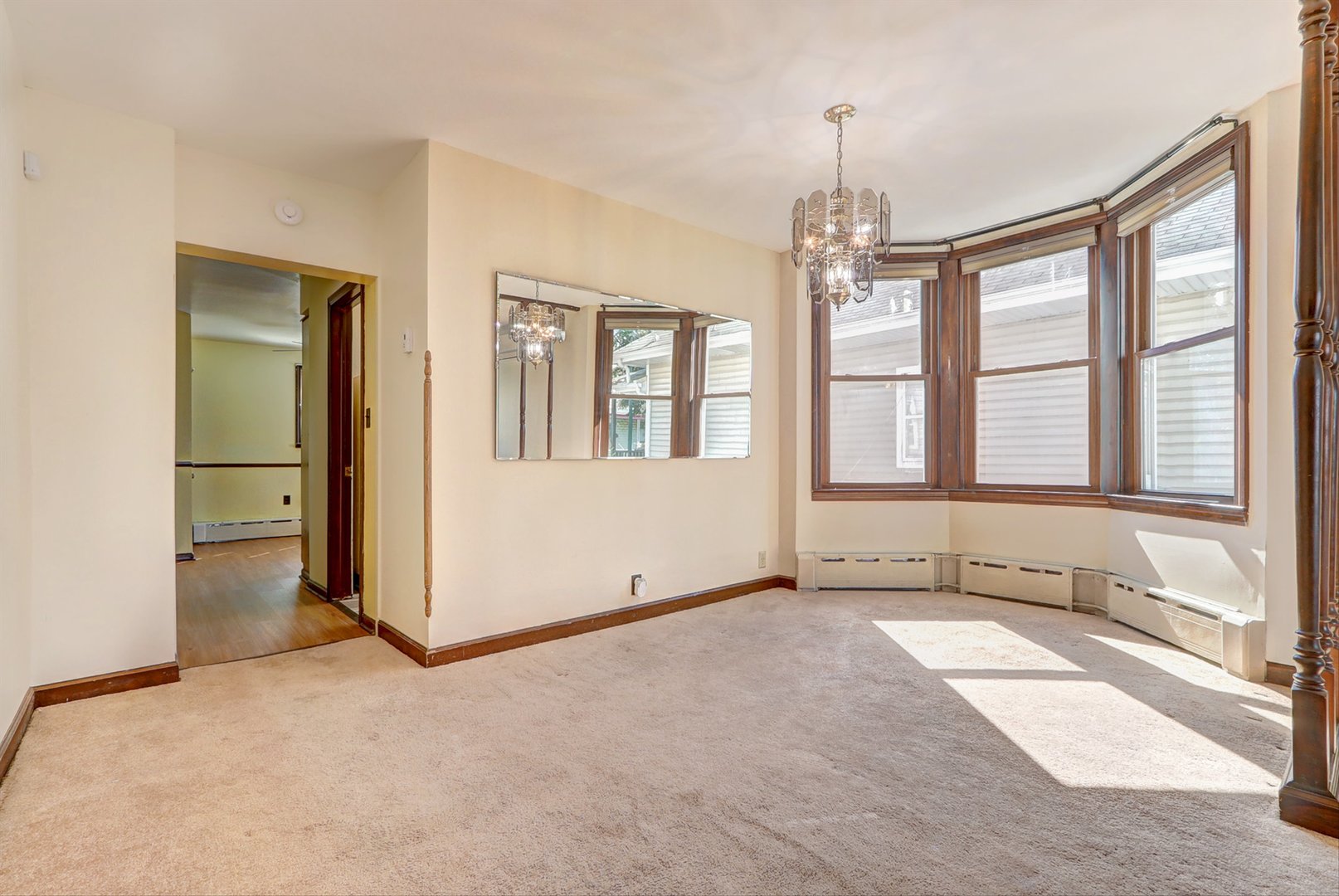 13147 S Brandon Avenue, Chicago, IL 60633