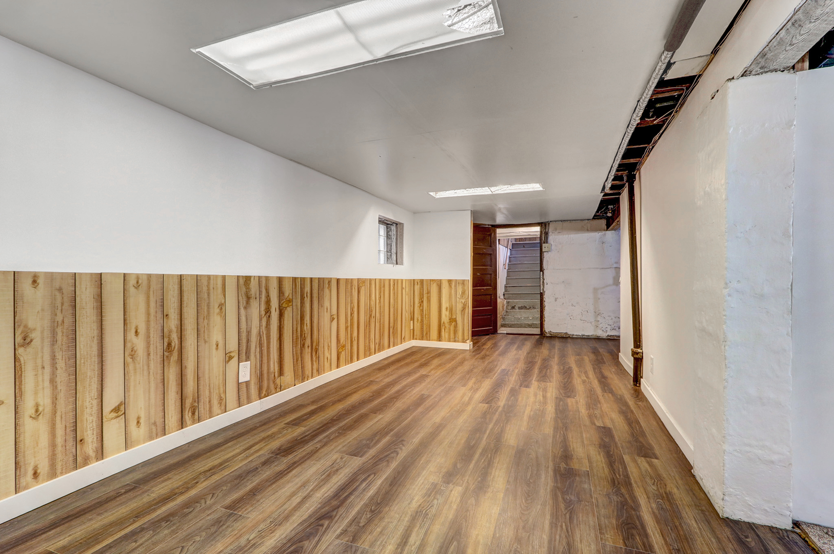 13147 S Brandon Avenue, Chicago, IL 60633