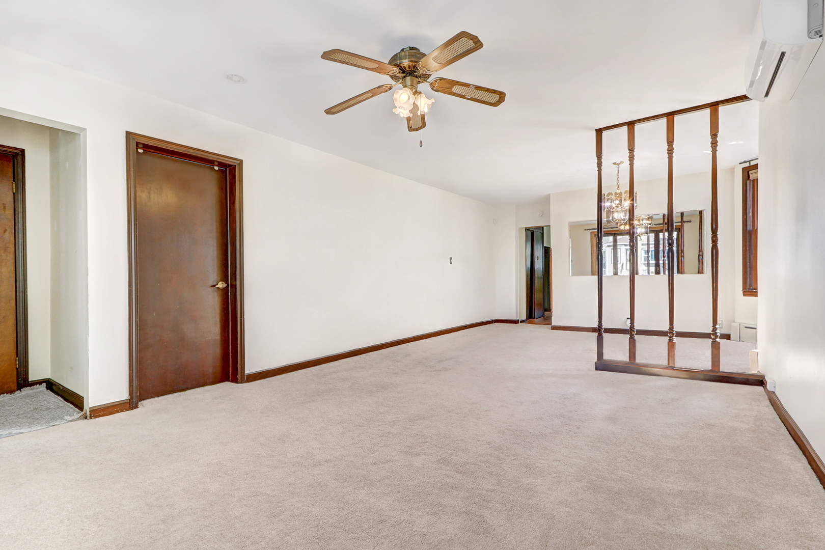 13147 S Brandon Avenue, Chicago, IL 60633