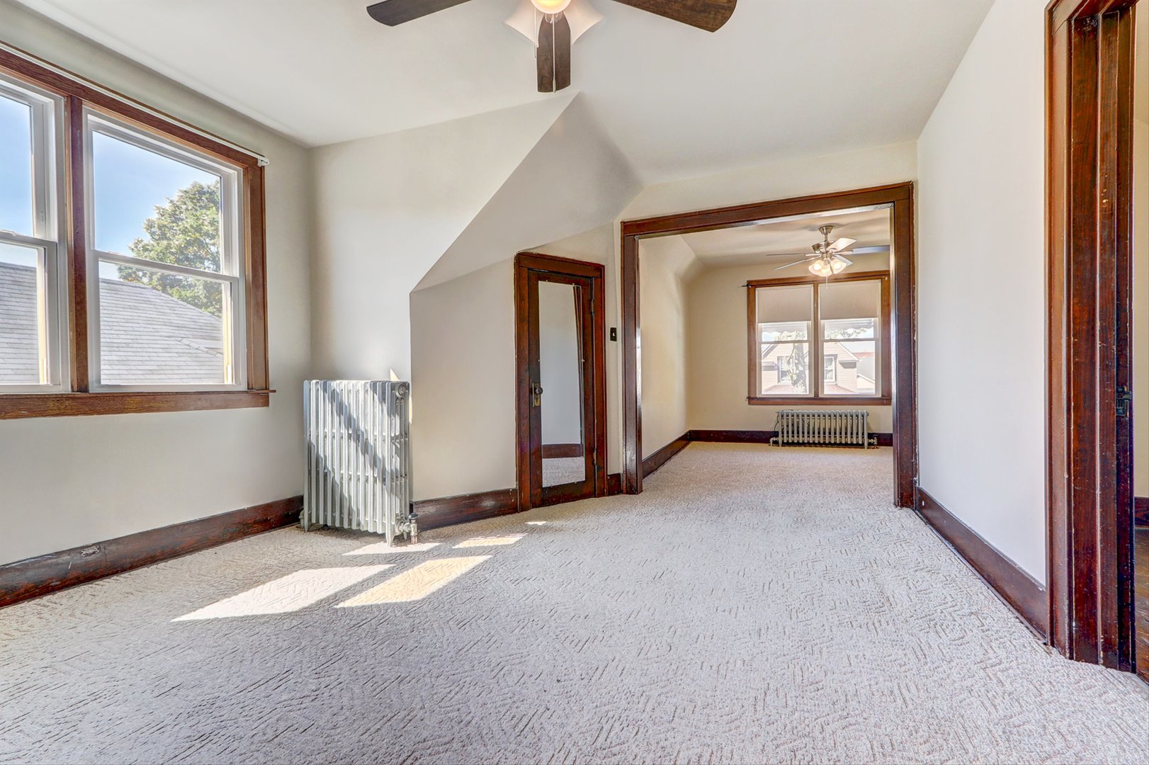 13147 S Brandon Avenue, Chicago, IL 60633