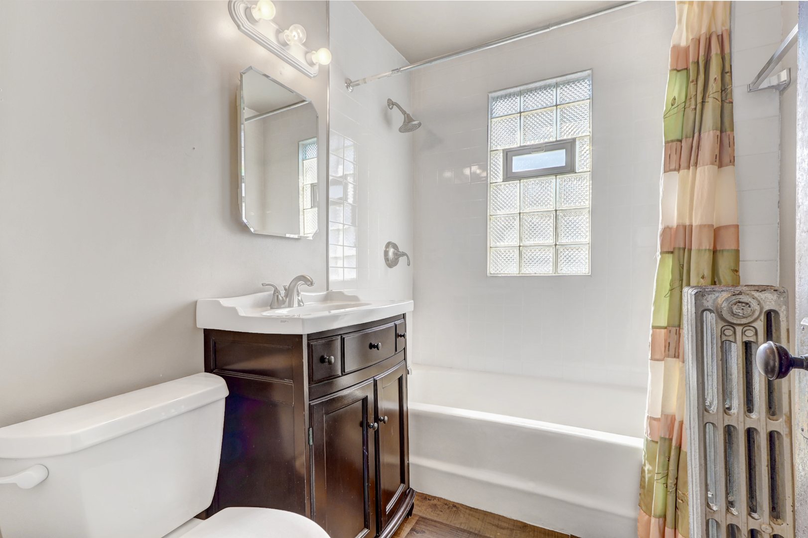 13147 S Brandon Avenue, Chicago, IL 60633