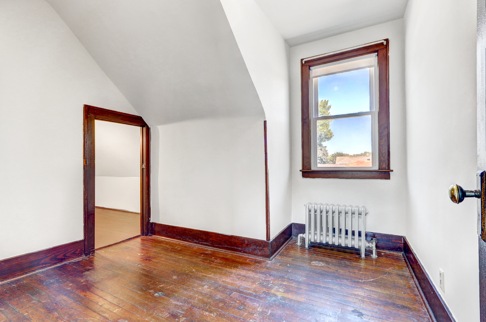 13147 S Brandon Avenue, Chicago, IL 60633