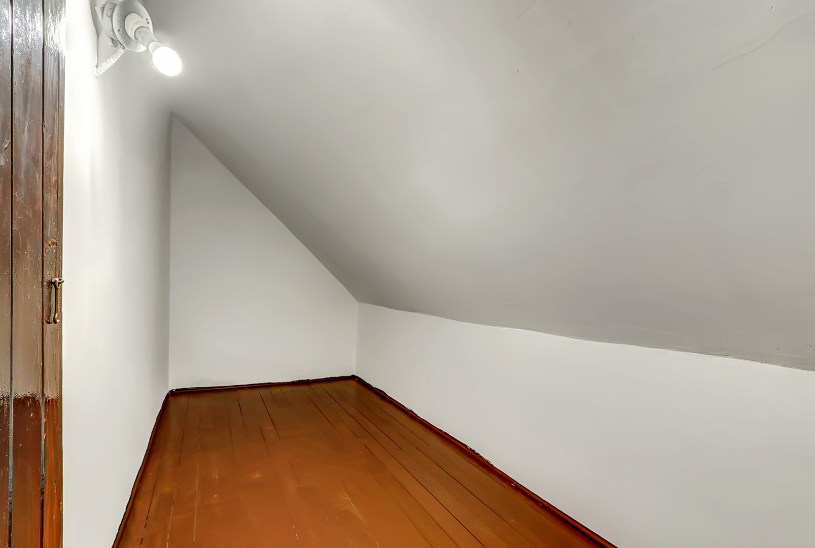 13147 S Brandon Avenue, Chicago, IL 60633