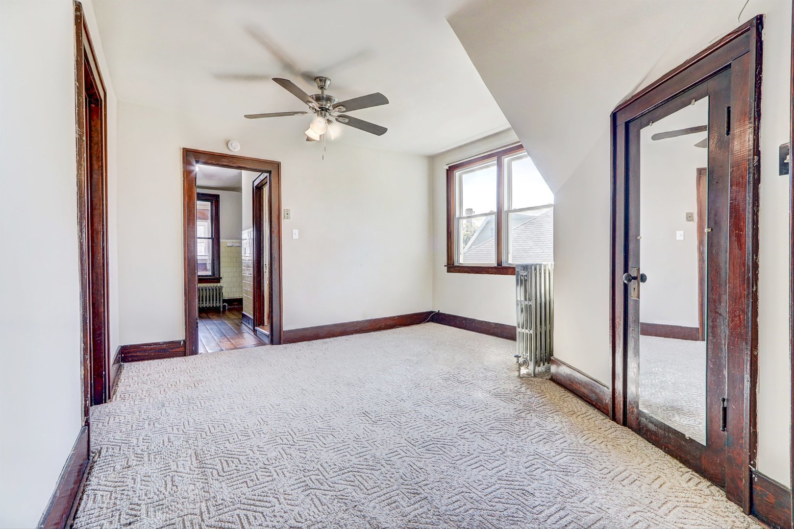 13147 S Brandon Avenue, Chicago, IL 60633