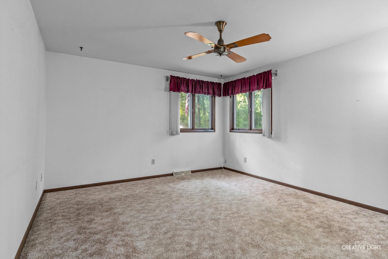 38 Lynwood Drive, Plano, IL 60545