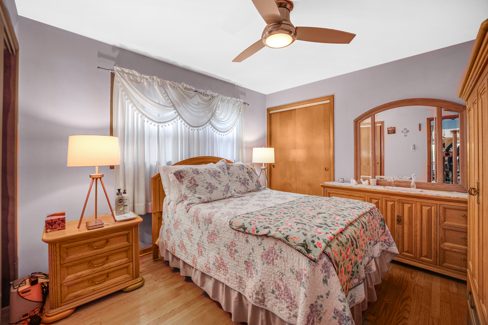 10915 S Mackinaw Avenue, Chicago, IL 60617