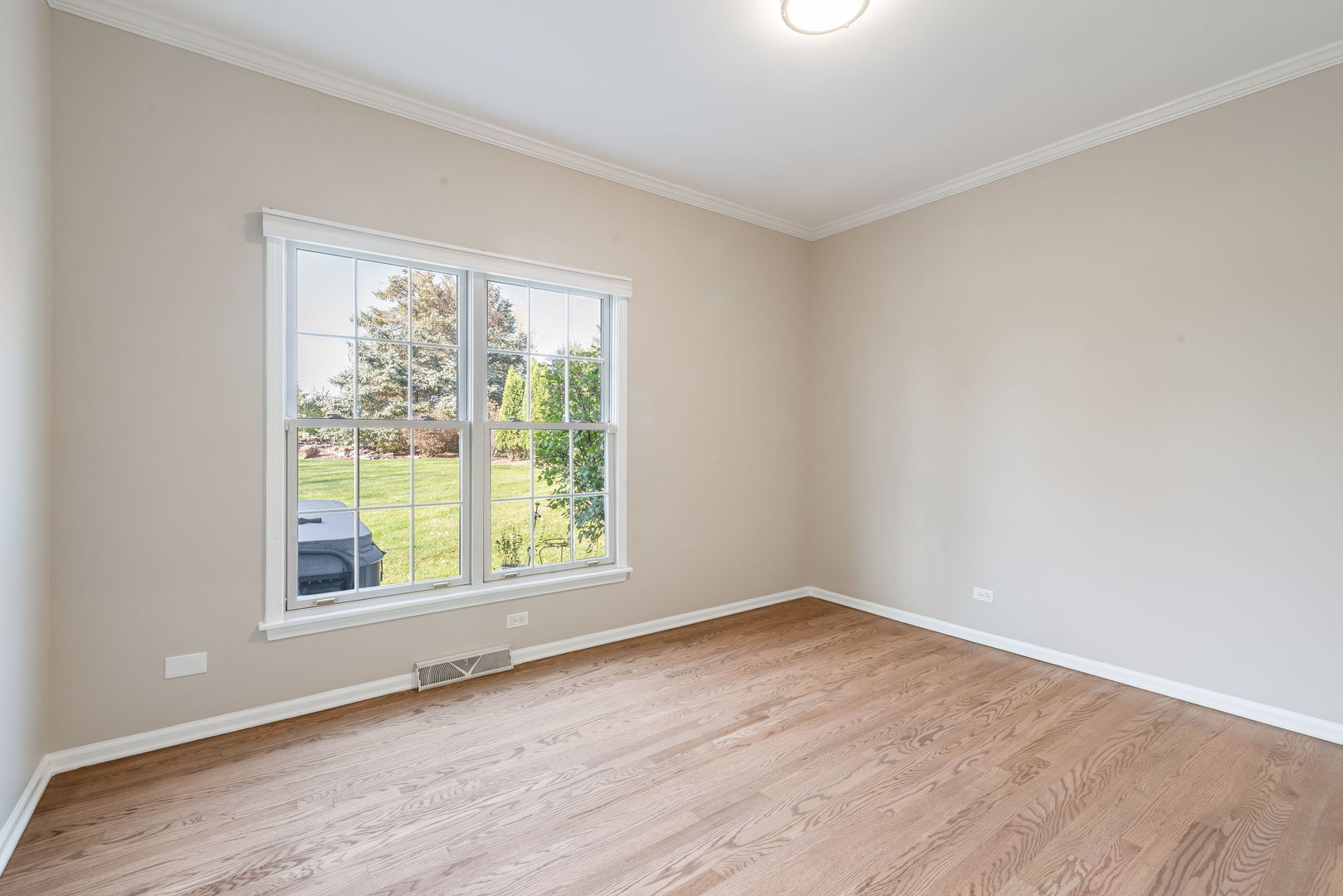 2147 Fargo Boulevard, Geneva, IL 60134