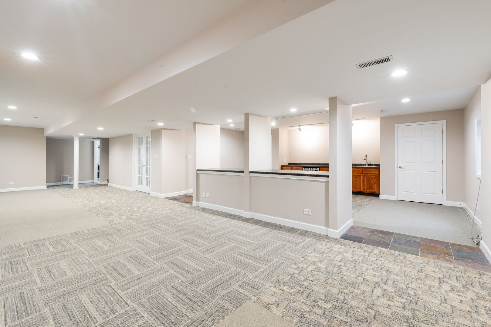 2147 Fargo Boulevard, Geneva, IL 60134