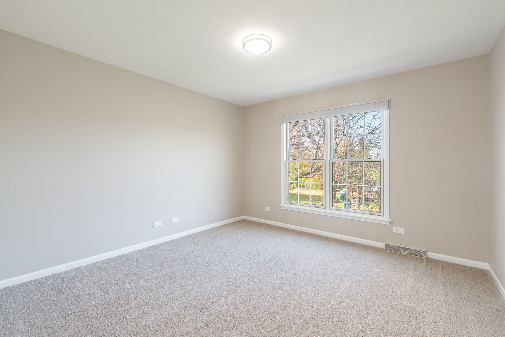 2147 Fargo Boulevard, Geneva, IL 60134