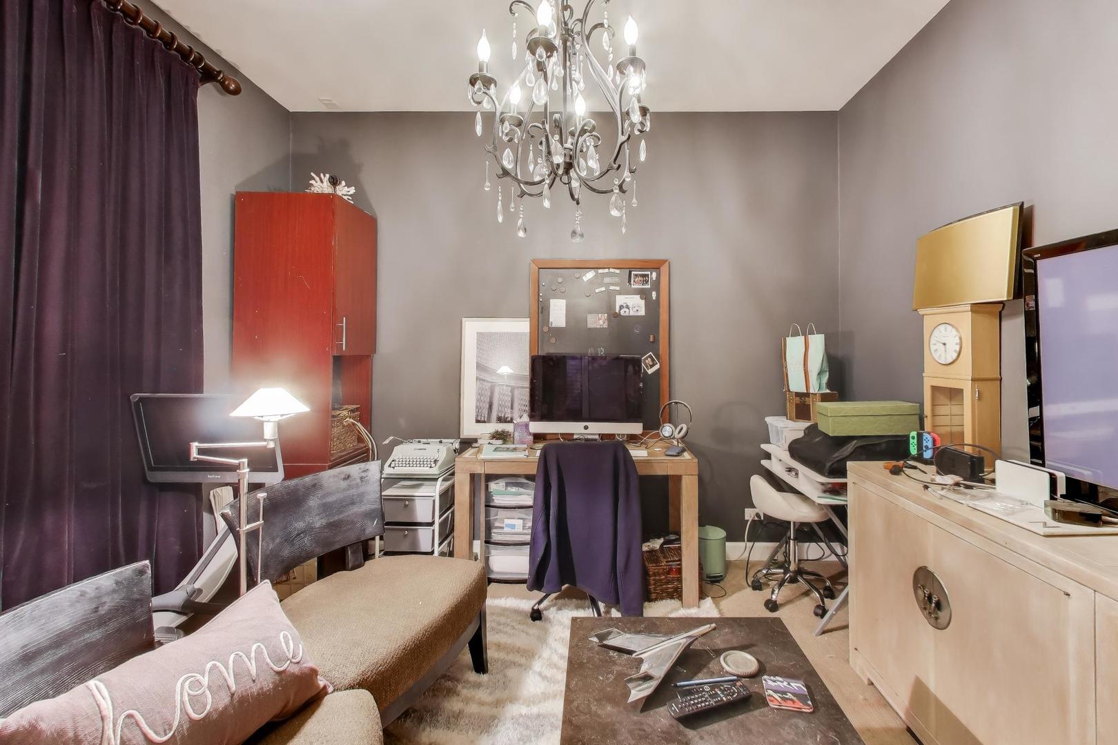 3015 N Damen Avenue #3, Chicago, IL 60618