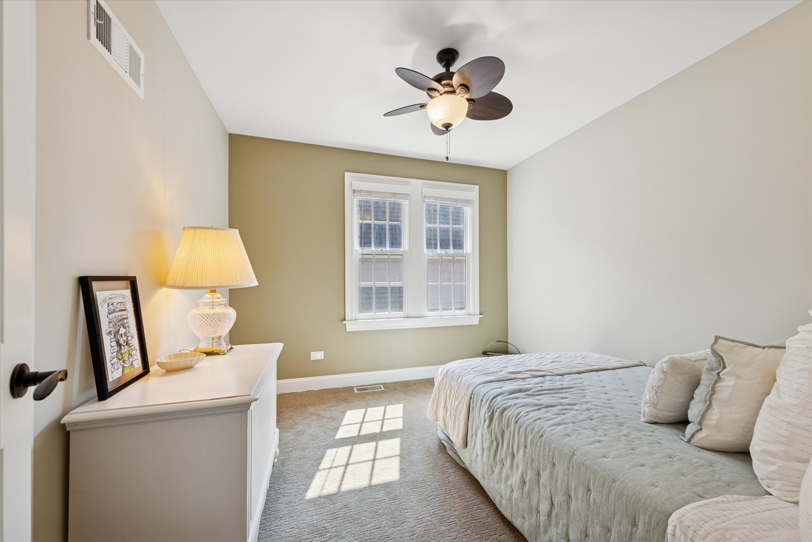 544 W 7th Street, Hinsdale, IL 60521