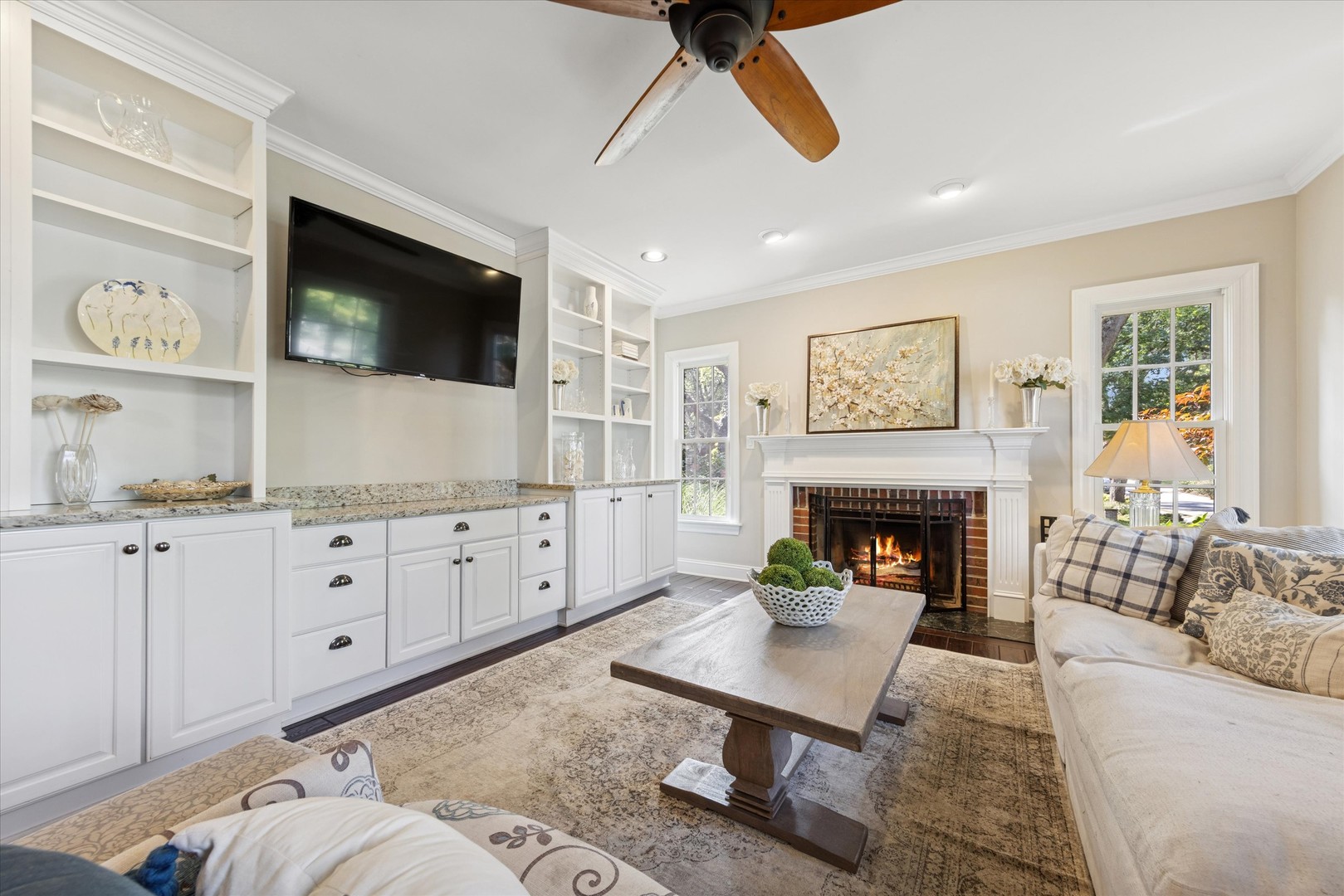 544 W 7th Street, Hinsdale, IL 60521