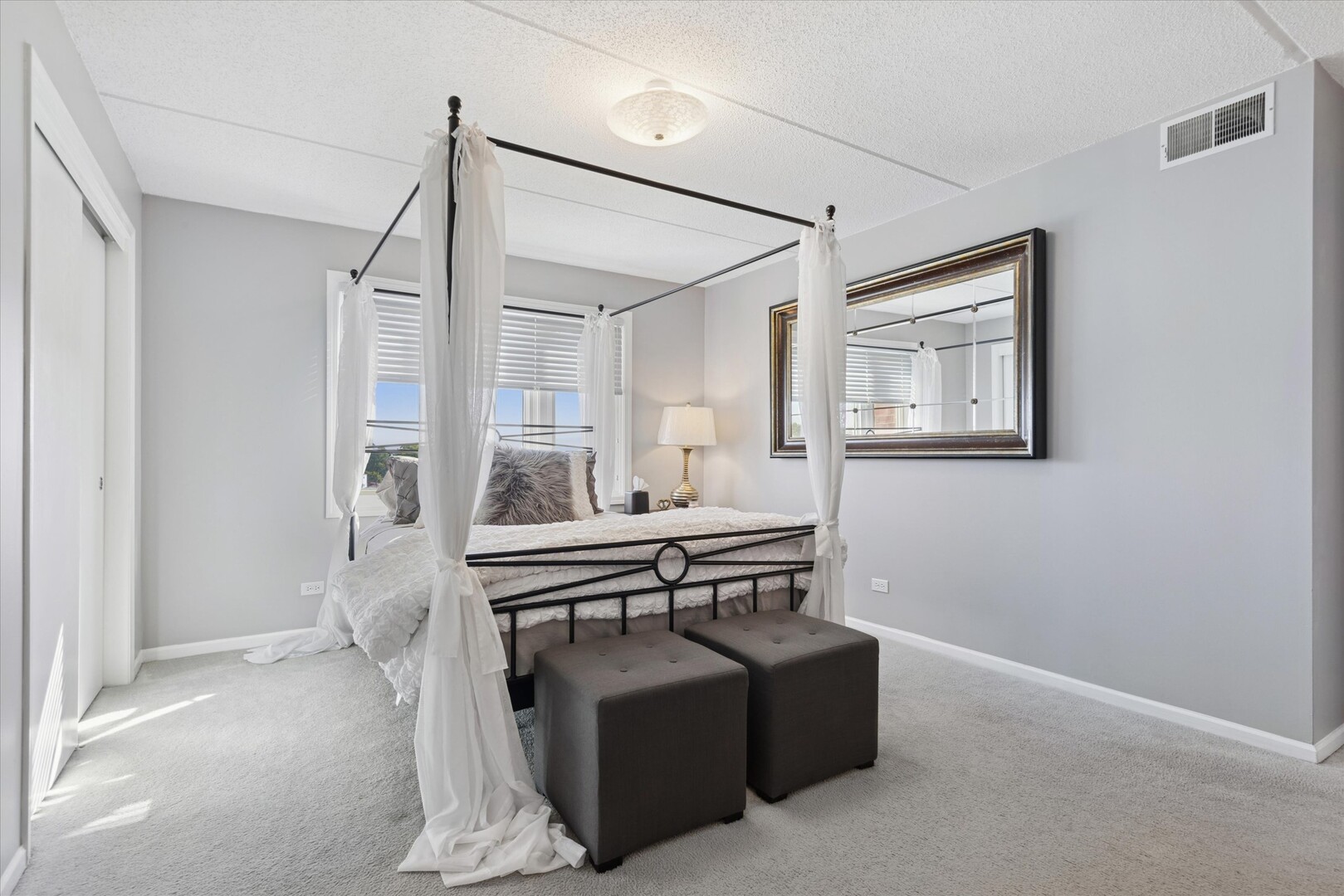 8540 W Foster Avenue #504, Norridge, IL 60706