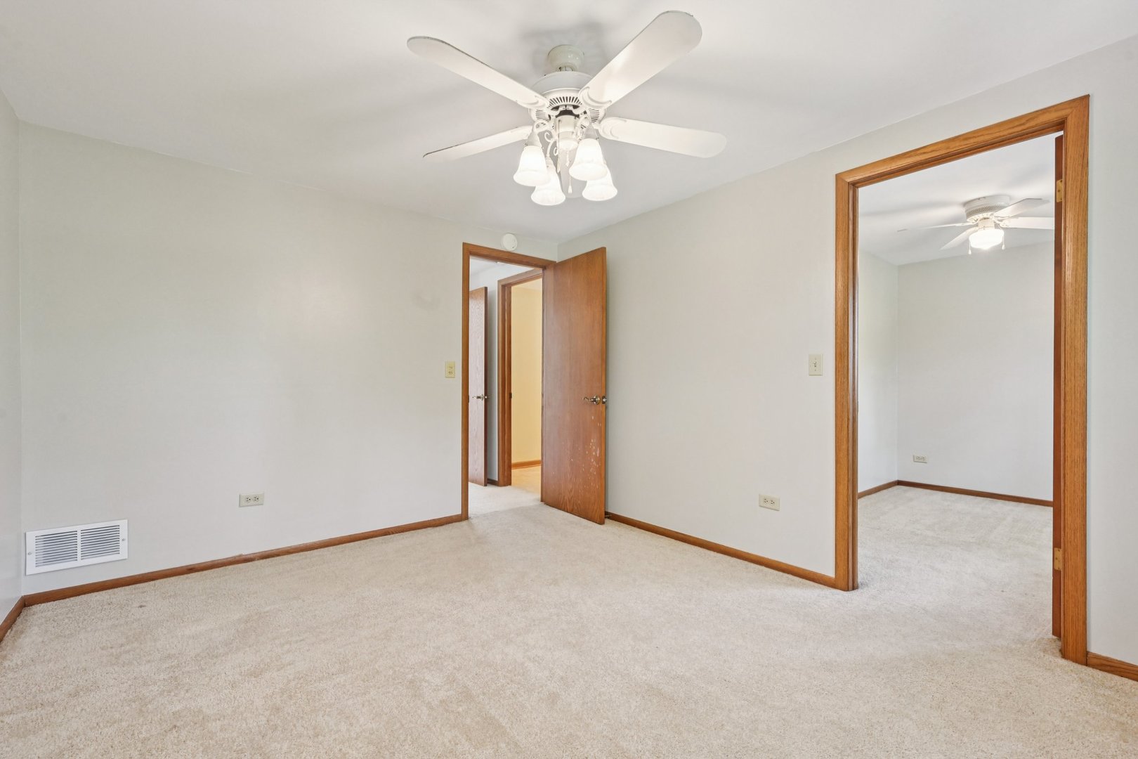 23045 S Wirth Lane, Frankfort, IL 60423