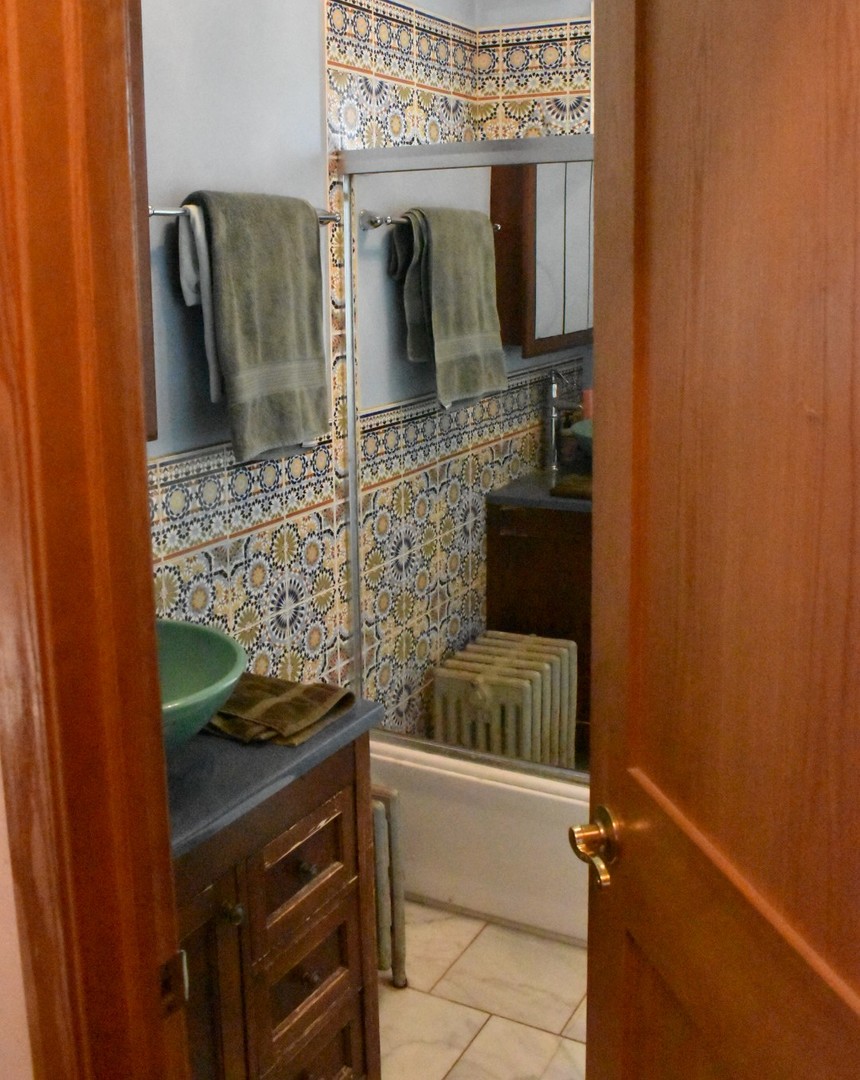 2728 Crystal Lake Road, Cary, IL 60013