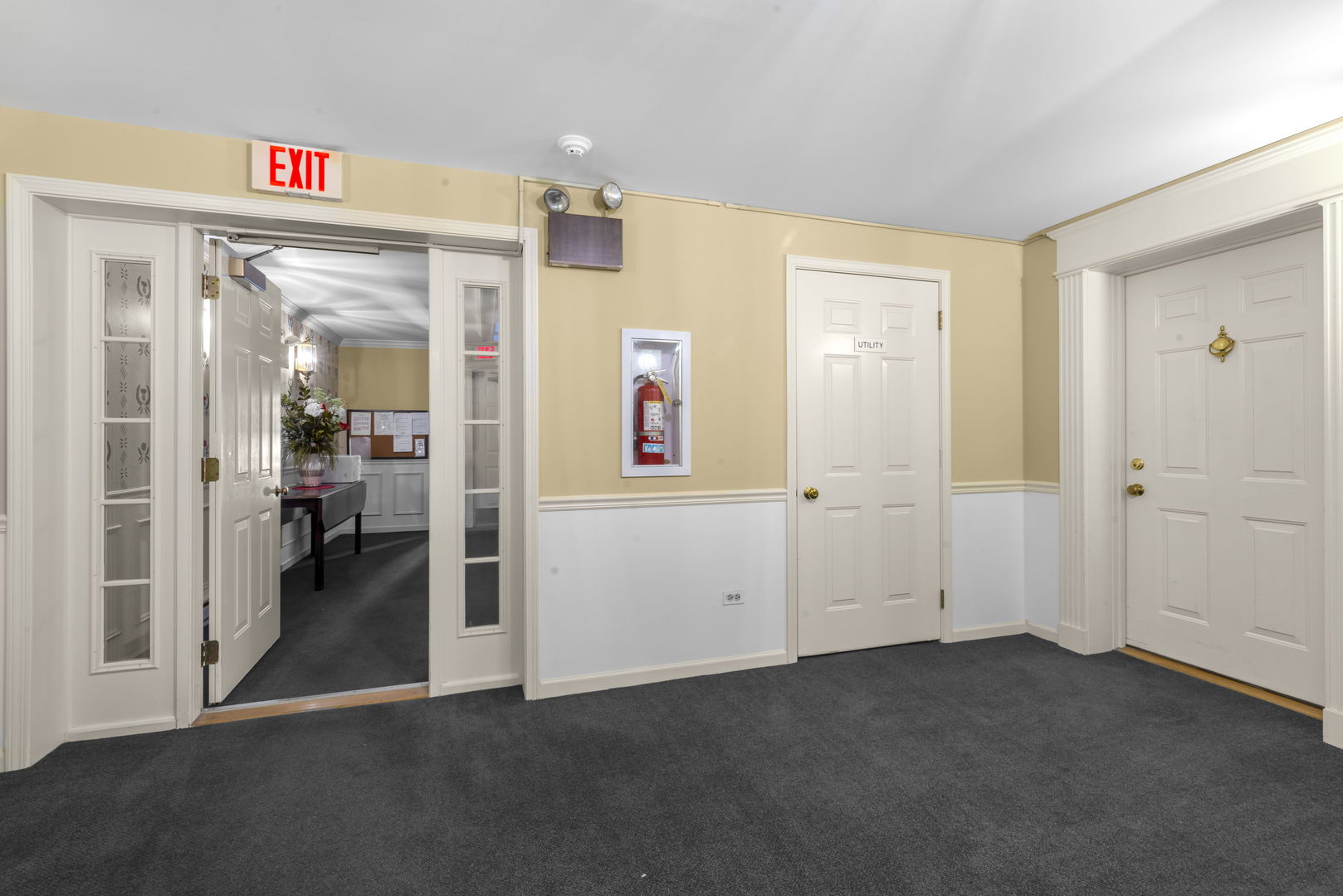 322 Park Avenue #2A, Clarendon Hills, IL 60514