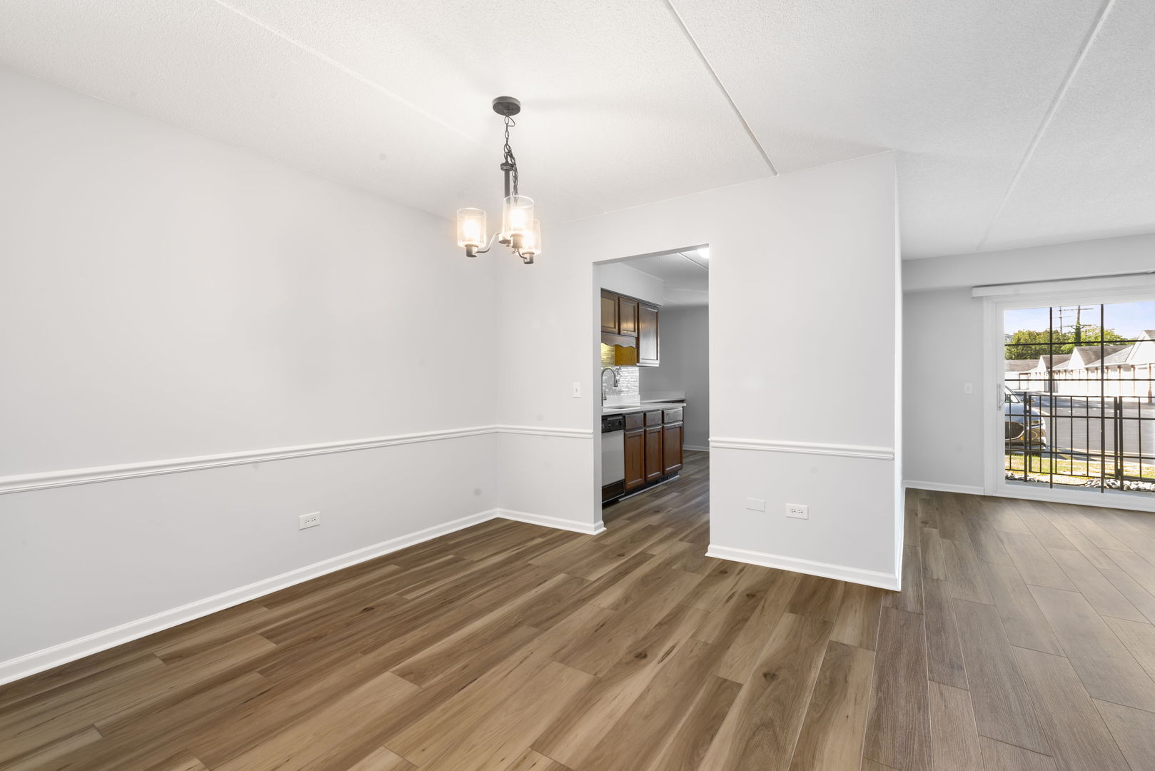 322 Park Avenue #2A, Clarendon Hills, IL 60514