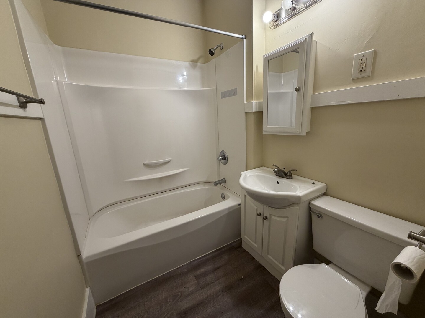 705 W Olive Street, Bloomington, IL 61701