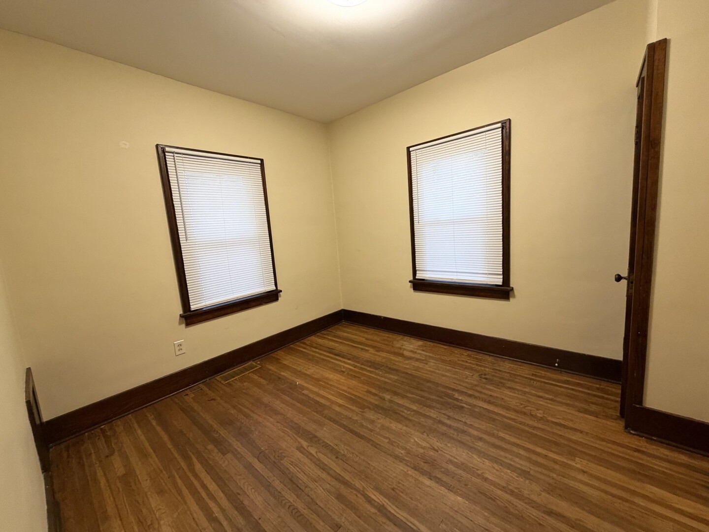 705 W Olive Street, Bloomington, IL 61701