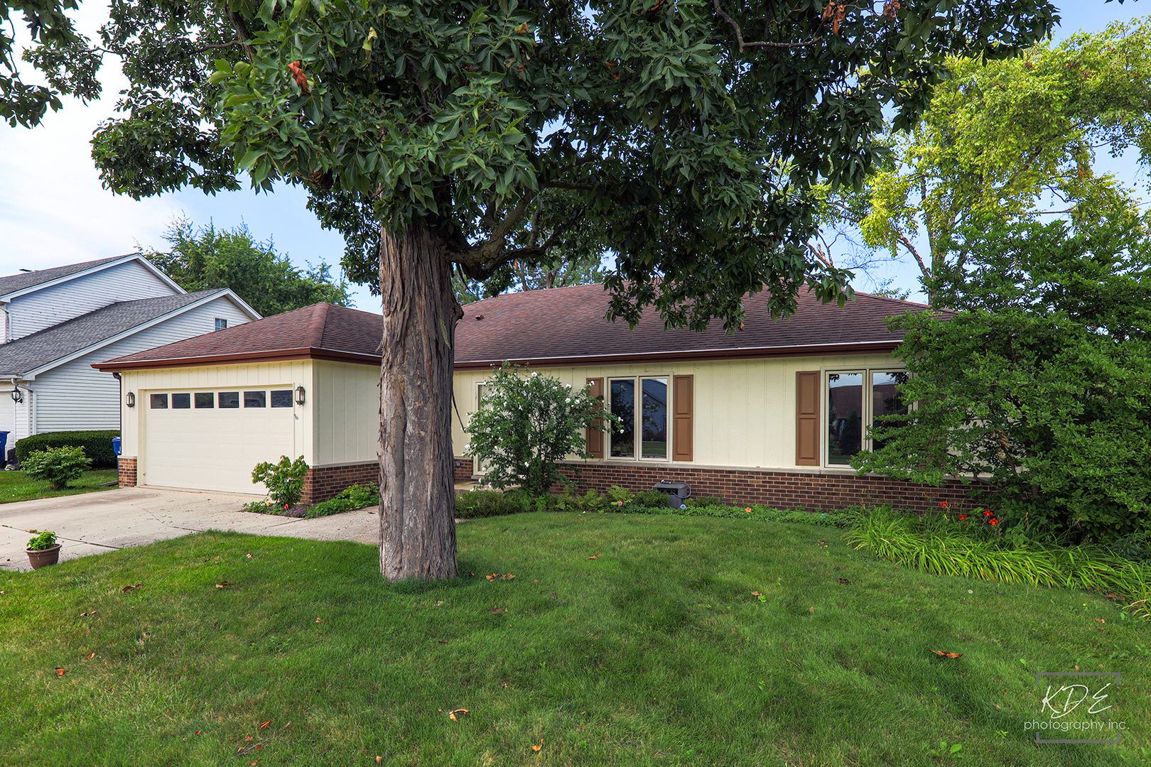 1505 Ranchview Drive, Naperville, IL 60565