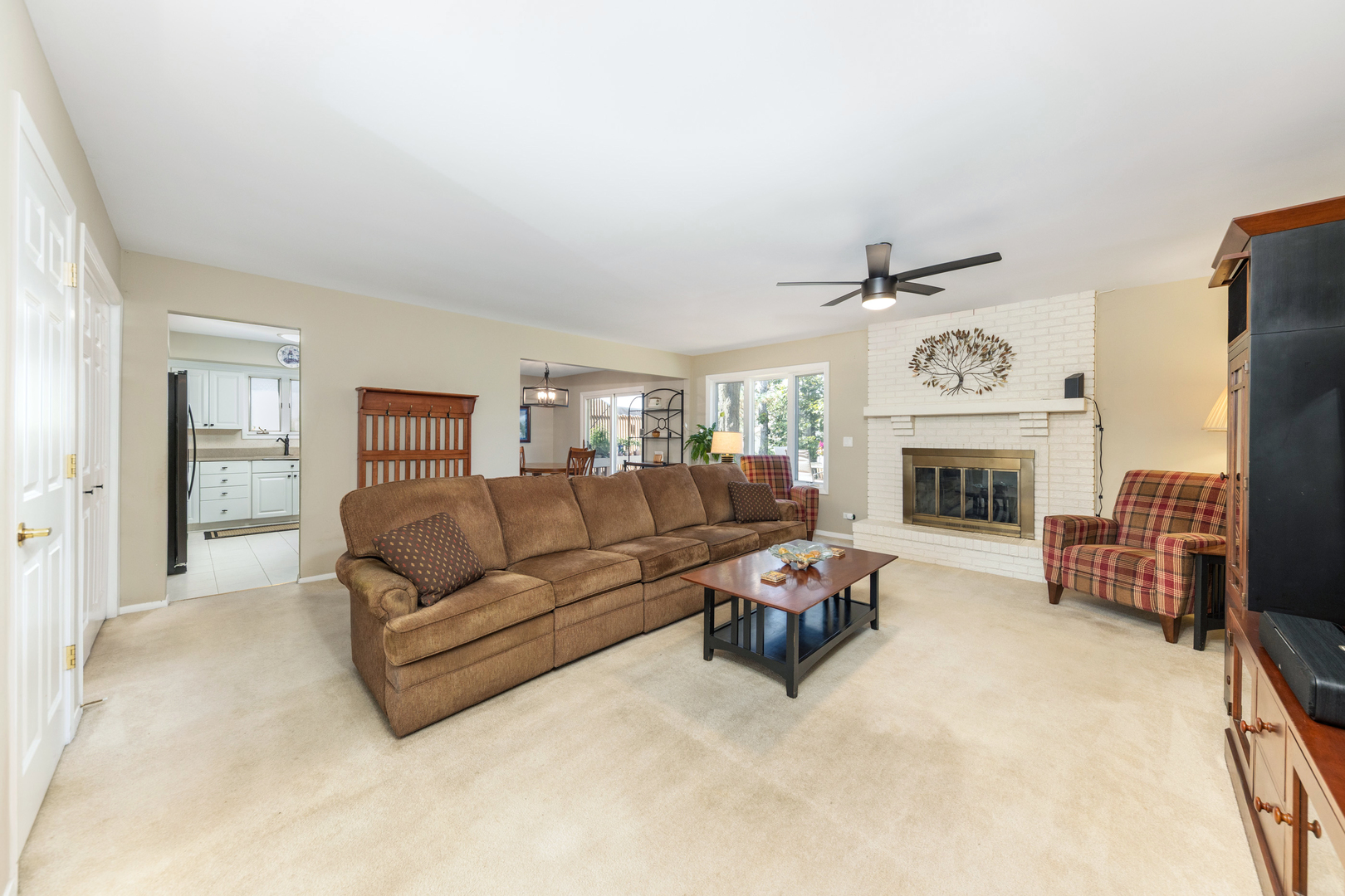 1505 Ranchview Drive, Naperville, IL 60565