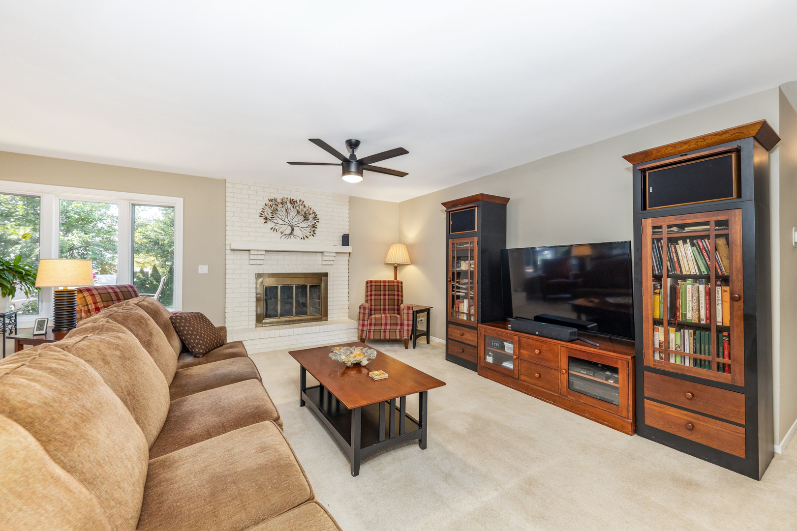 1505 Ranchview Drive, Naperville, IL 60565