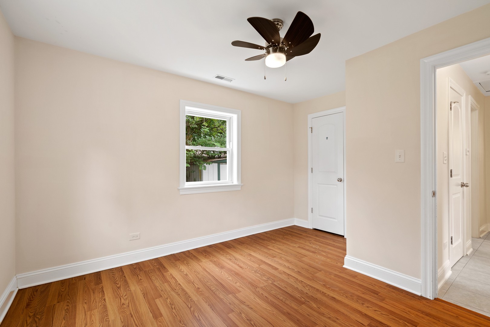 629 W Edgewood Road, Lombard, IL 60148