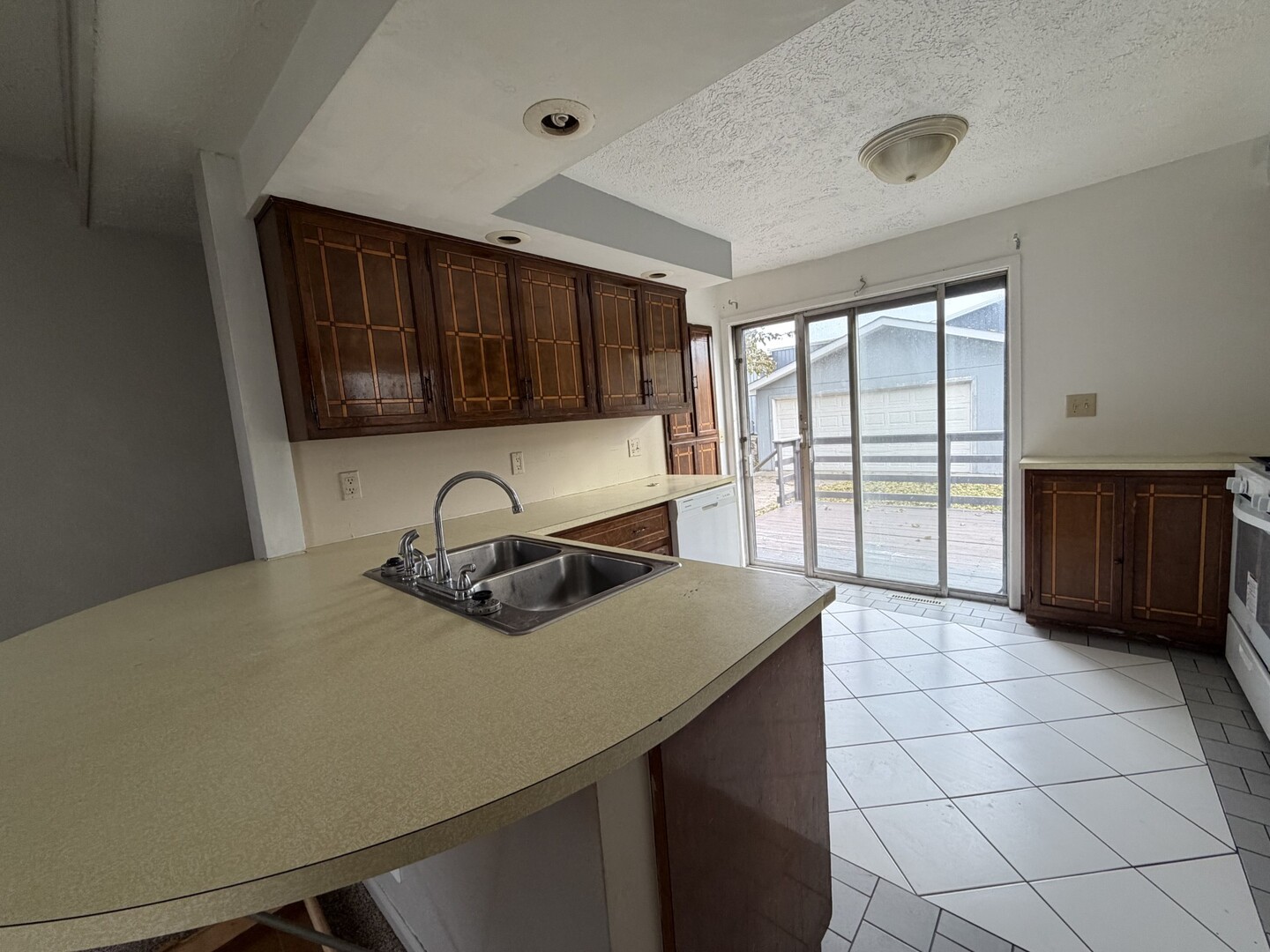 508 W Grove Street, Bloomington, IL 61701