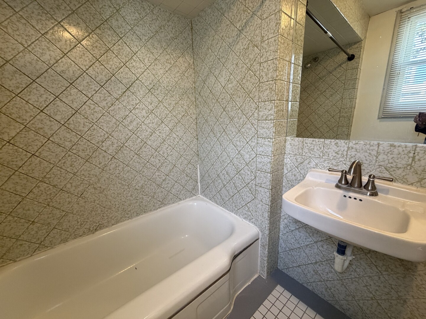 508 W Grove Street, Bloomington, IL 61701