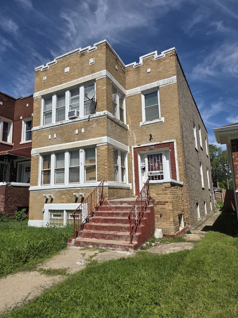 150 E 120th Street, Chicago, IL 60628