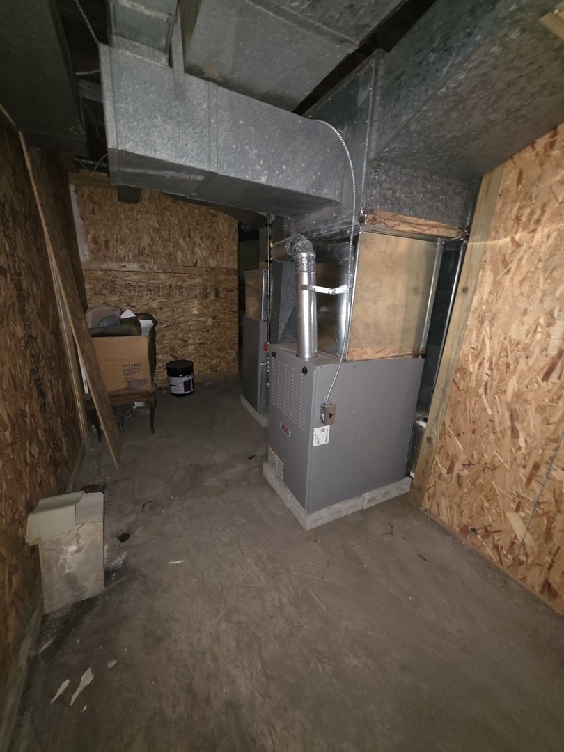 150 E 120th Street, Chicago, IL 60628