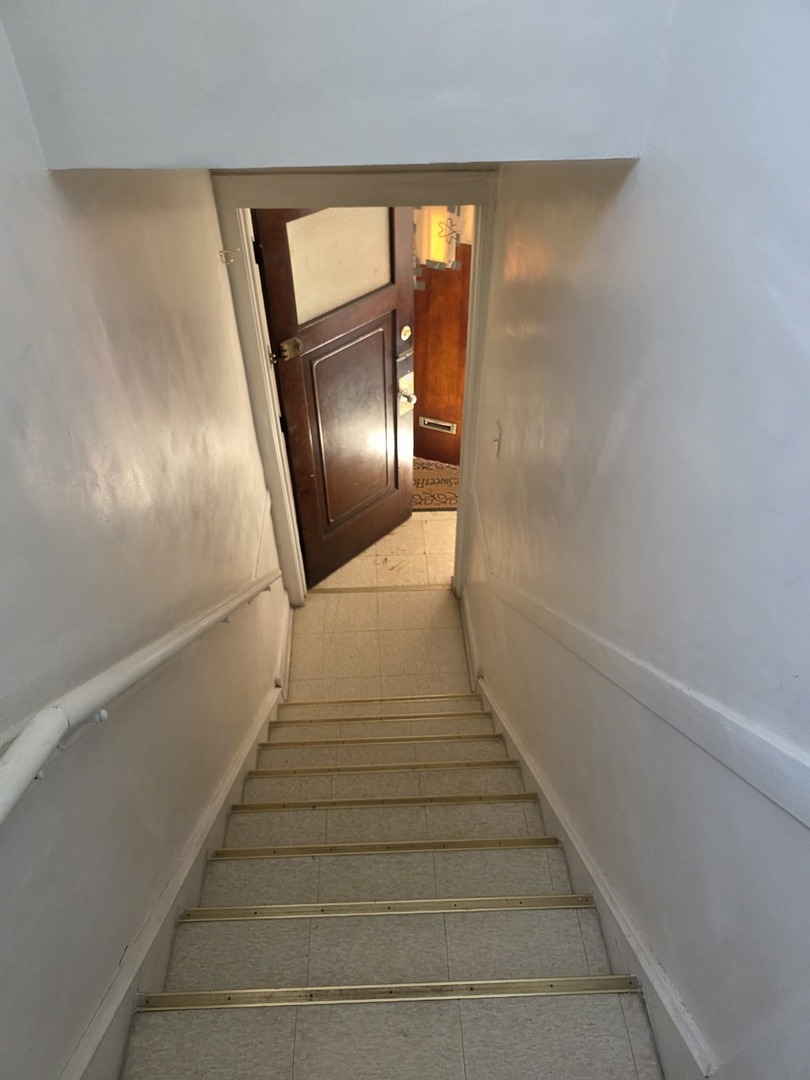 150 E 120th Street, Chicago, IL 60628