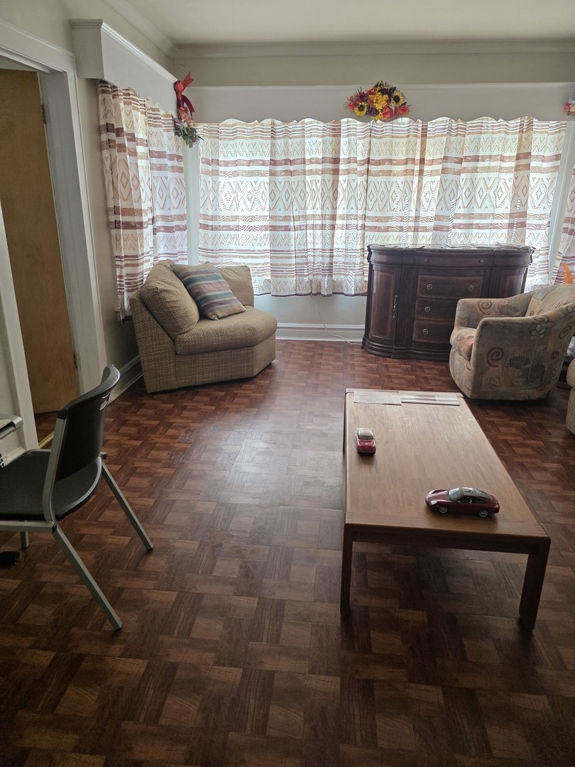 150 E 120th Street, Chicago, IL 60628