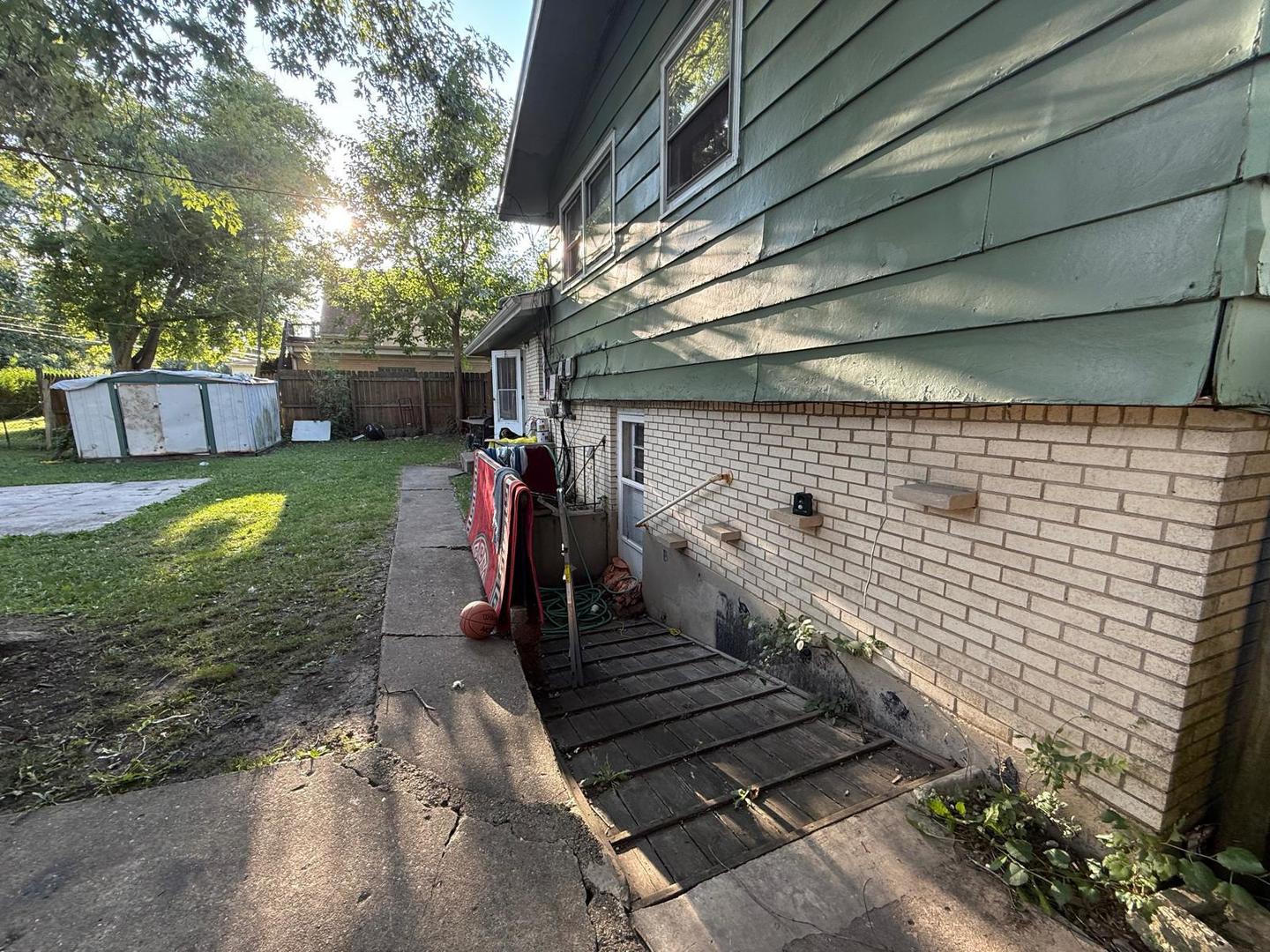 364 HICKORY Street, Chicago Heights, IL 60411