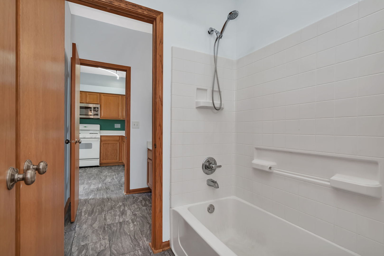 1404 Plantain Drive, Minooka, IL 60447