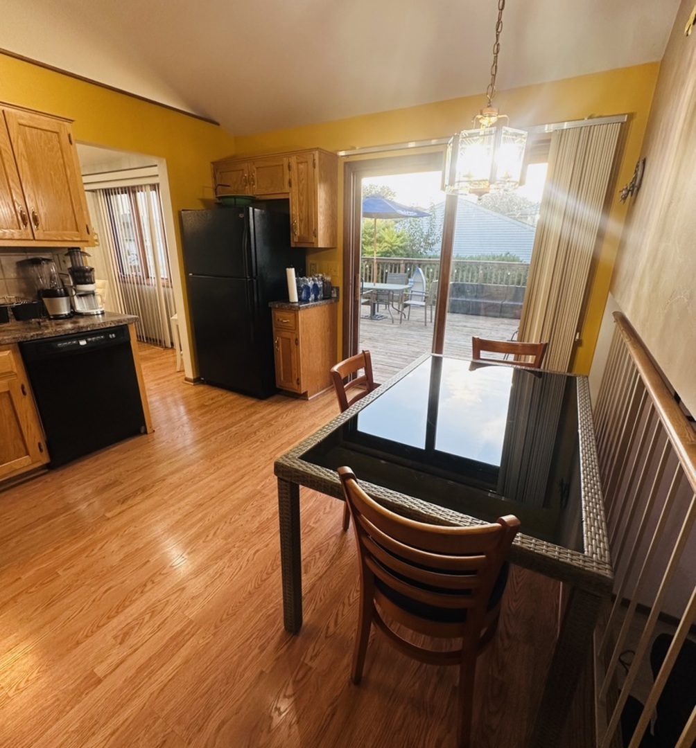 12024 S Van Beveren Drive, Alsip, IL 60803